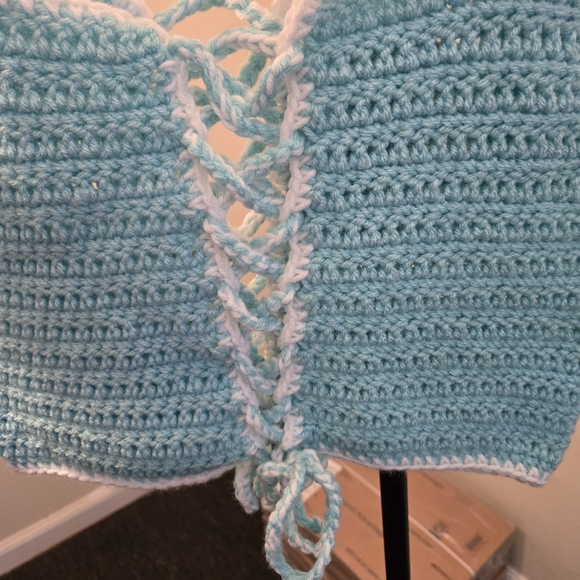Sky Blue and White Crochet Crop Top - Picture 10 of 11